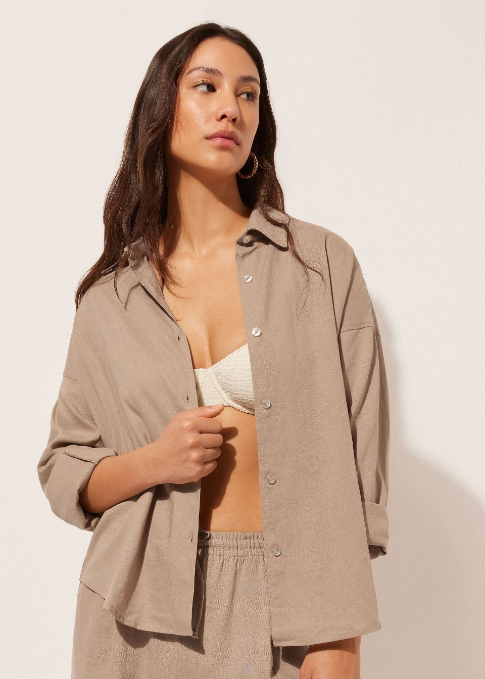 calzedonia-beachwear-estate-2025-camicia