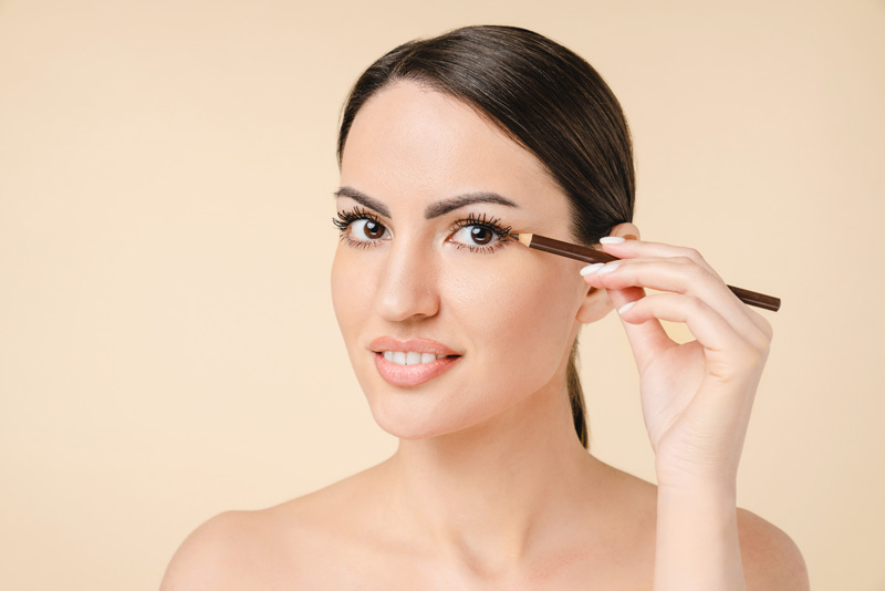 come-usare-KIKO-Milano-Unlimited-Precision-Automatic-Eyeliner-And-Khôl-tightlining