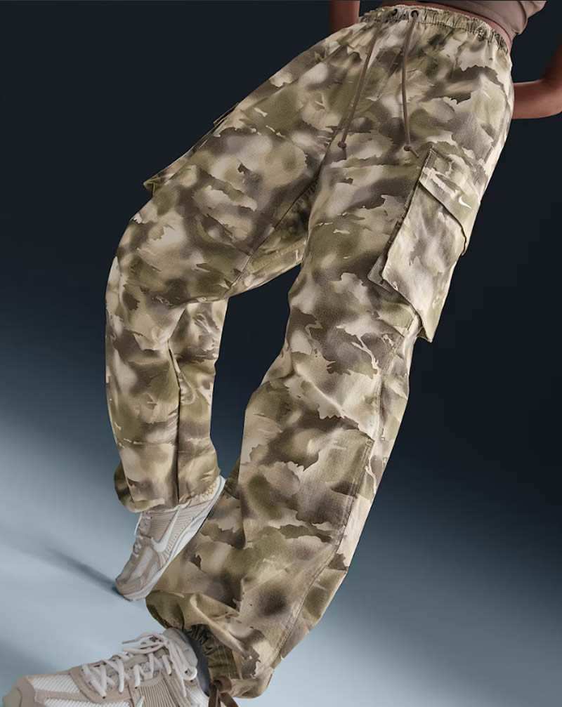 pantaloni-cargo-primavera-2025-camouflage