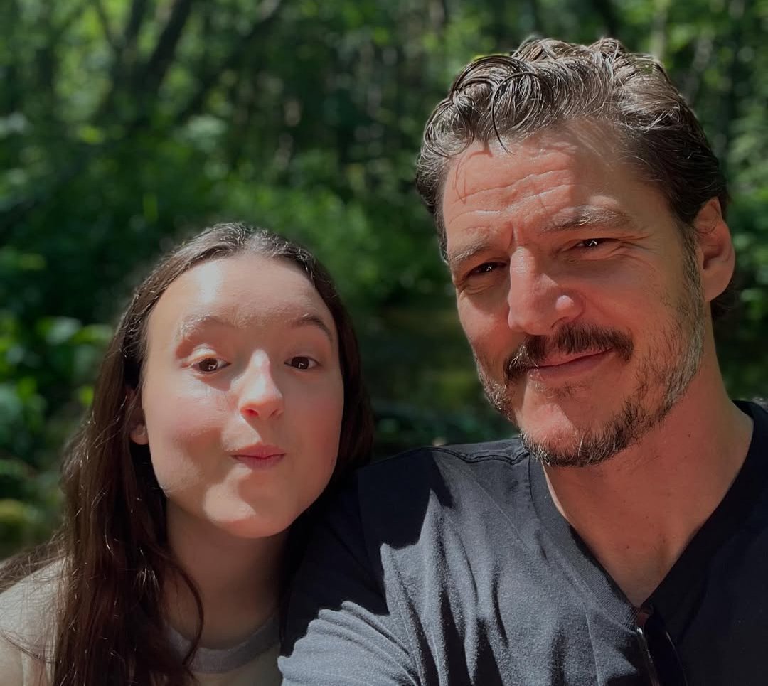 pedro-pascal-bella