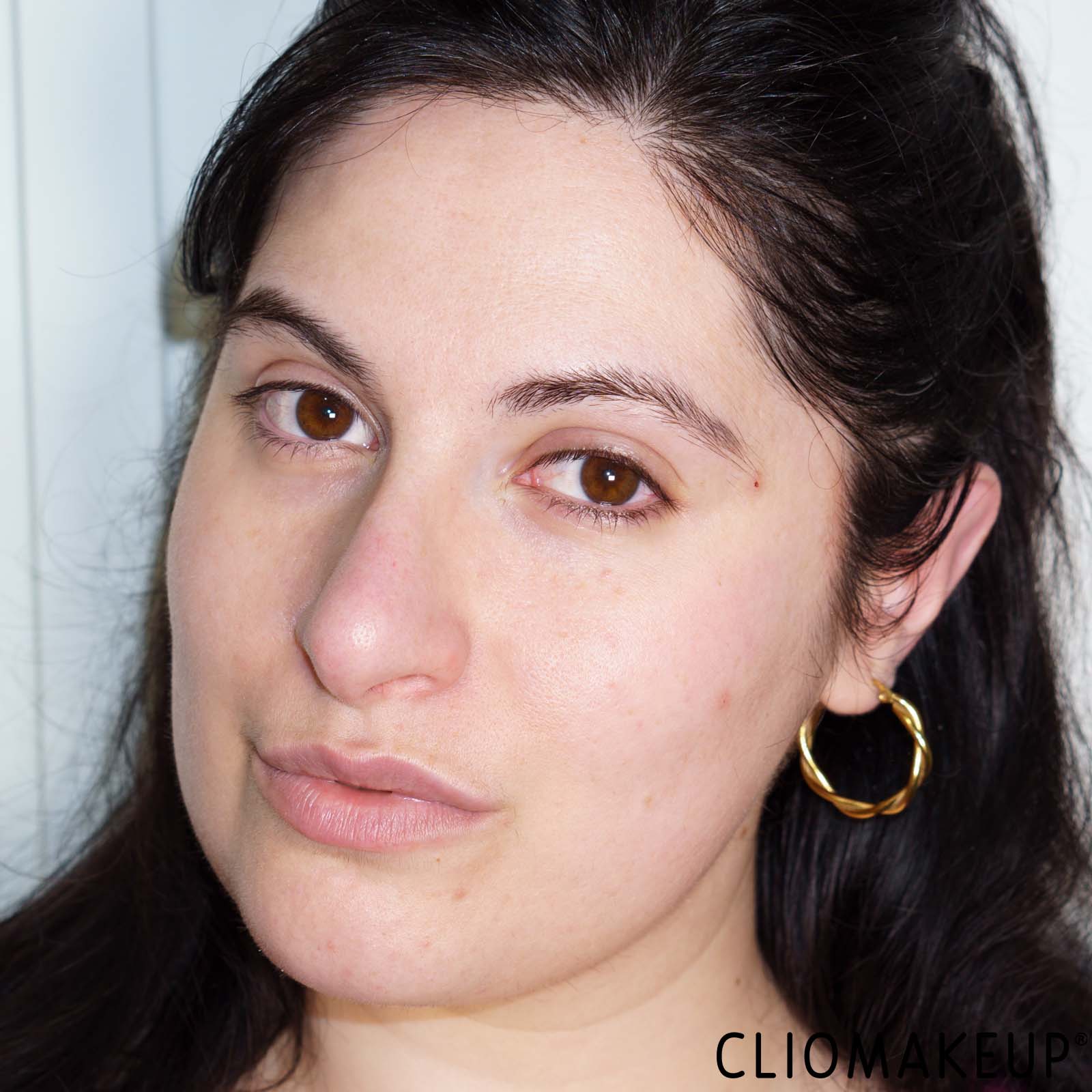 recensione-fondotinta-kylie-cosmetics-power-plush-longwear-foundation-pelle-naturale
