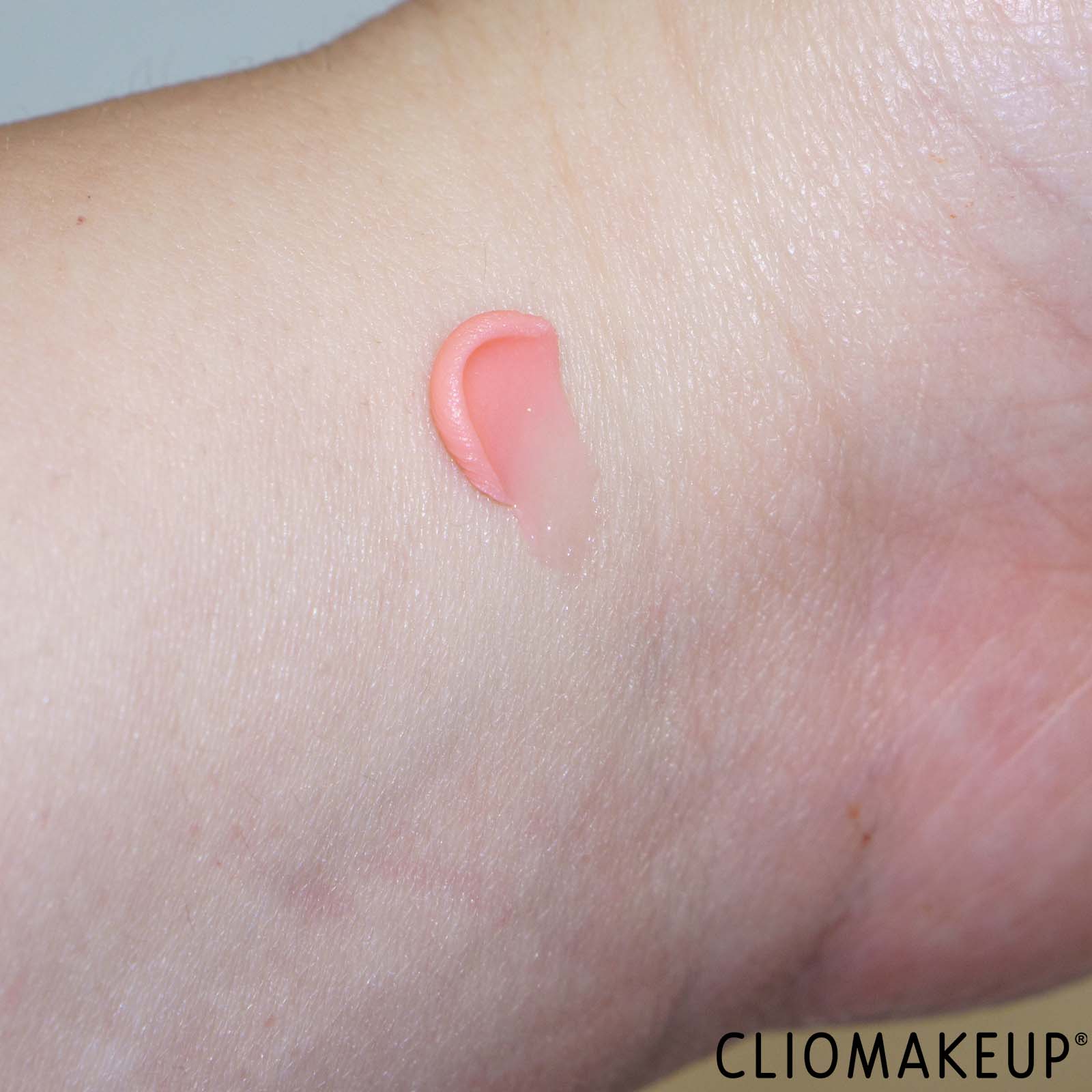 recensione-maschera-labbra-essence-lip-care-jelly-sleeping-mask-swatch