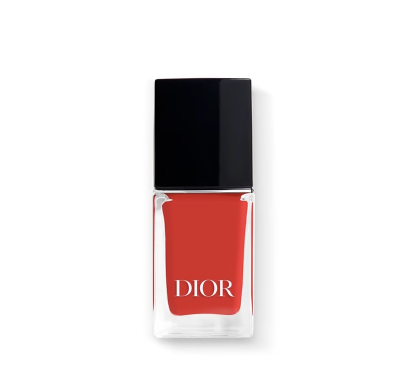 smalto-rosso-fragola-dior-vernis-red-smile
