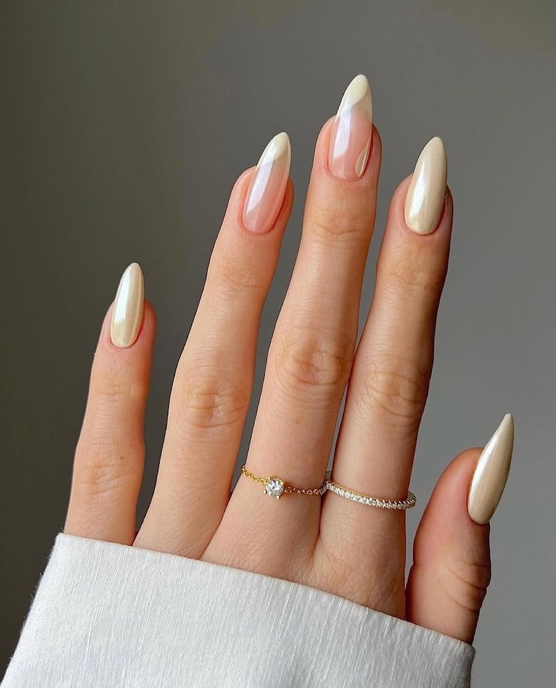 smalto-vaniglia-glazed-unghie-stiletto