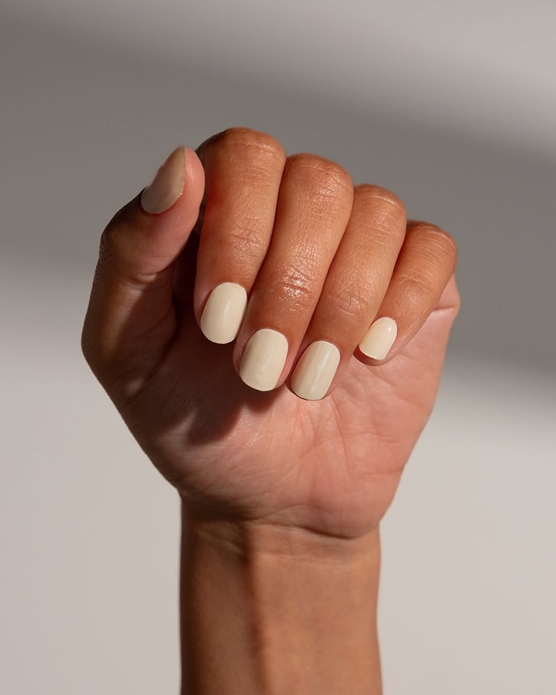 smalto-vaniglia-monochrome