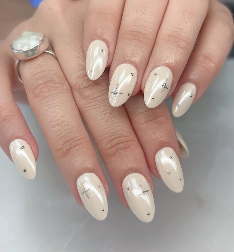 smalto-vaniglia-strass