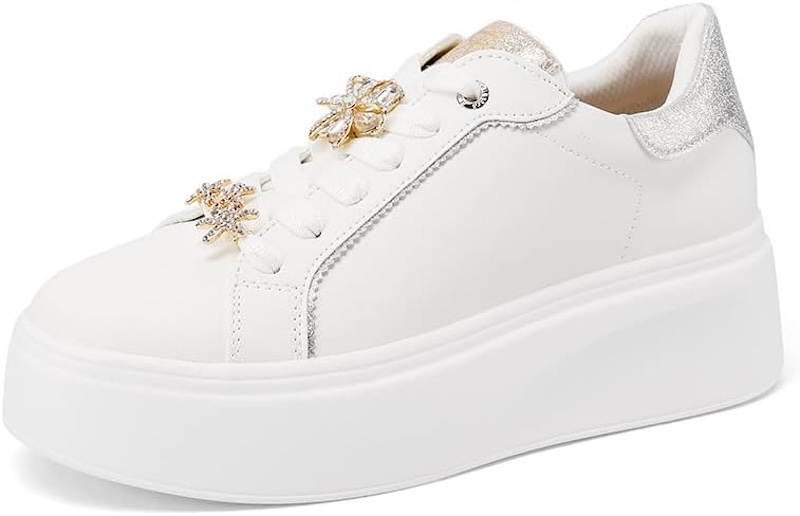 sneakers-bianche-primavera-2025-queen-helena