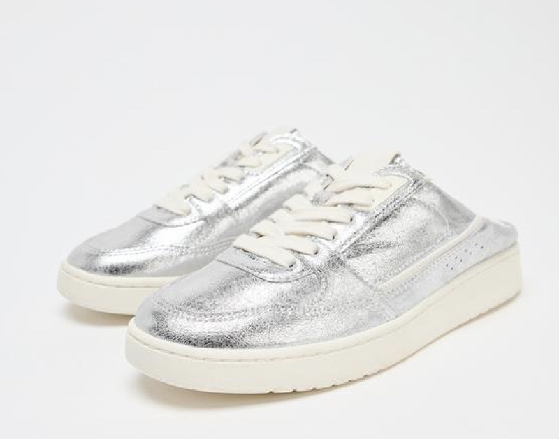 sneakers-zara-primavera-2025-argentati