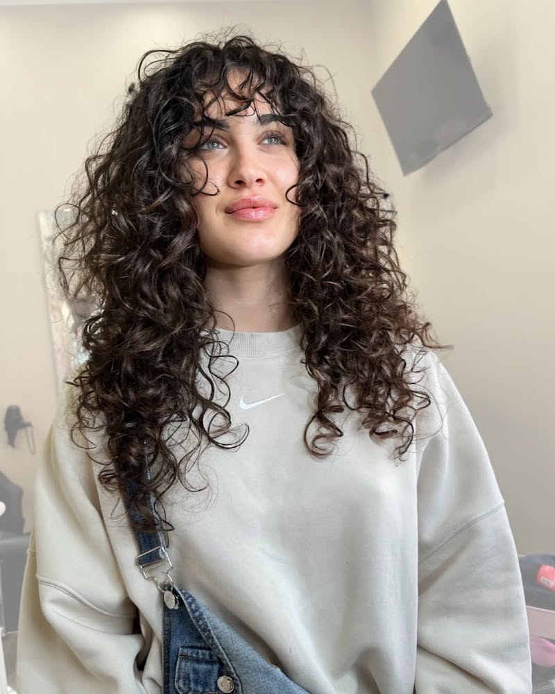 taglio-scalato-lungo-riccio