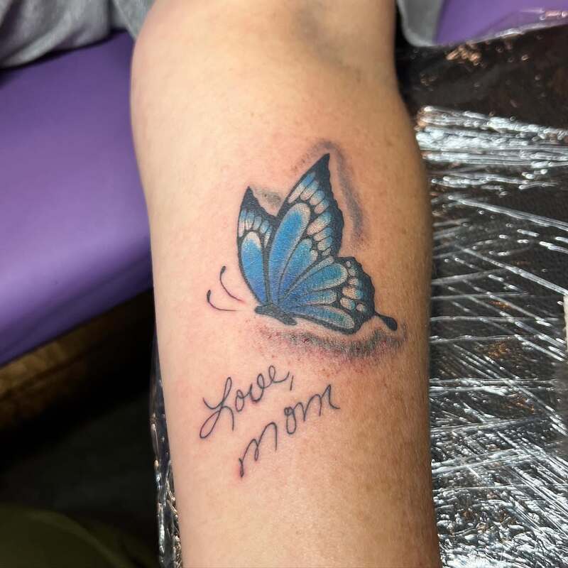 tatuaggi-mamme-farfalla