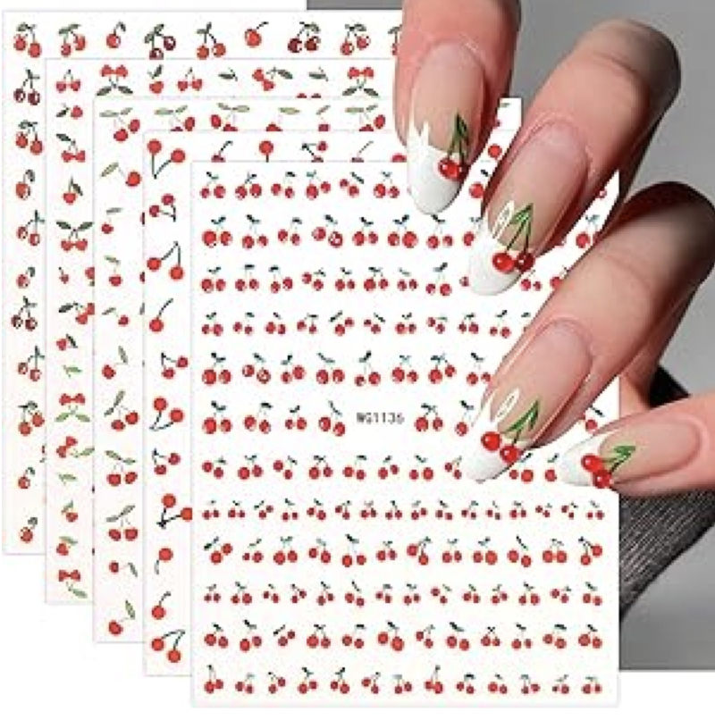 unghie-con-ciliegie-adesivi