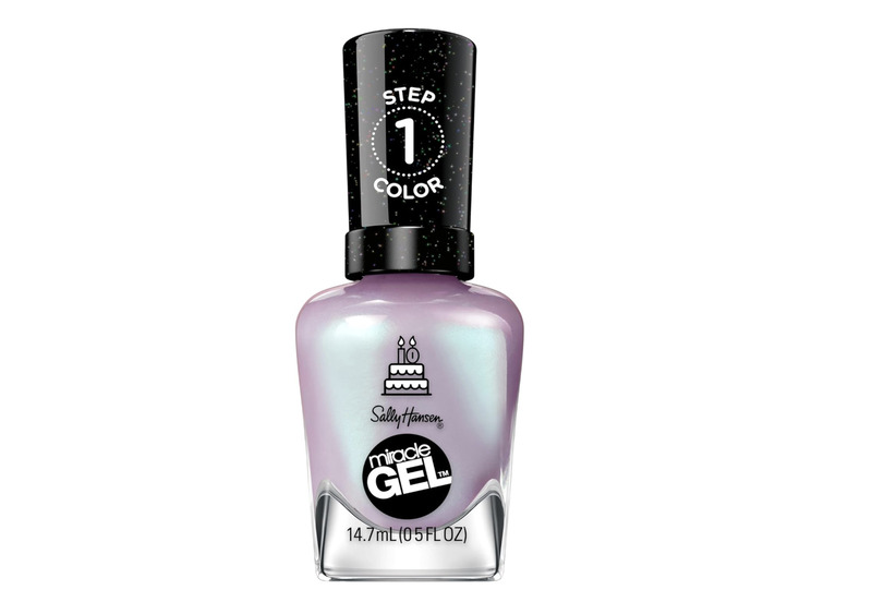 unghie-maggio-2025-sally-hansen-miracle-gel-affairy-to-remember