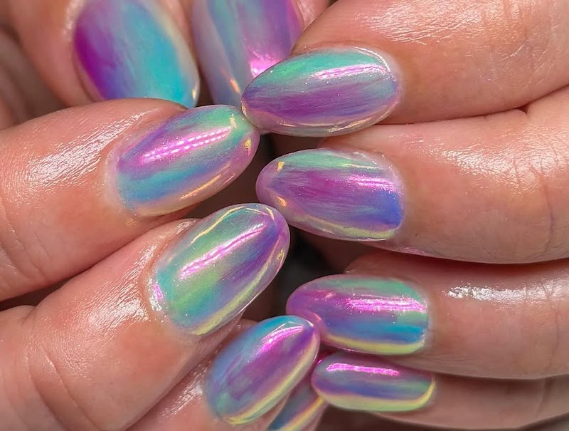 unghie-primavera-2025-semipermanente-opalescente