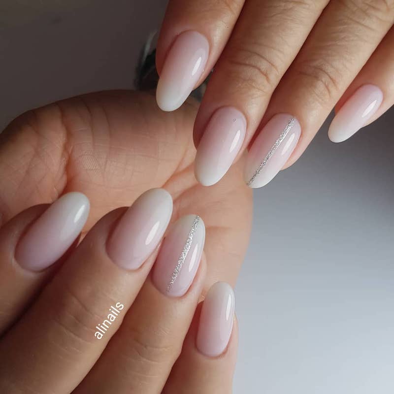 unghie-sposa-2025-glitter