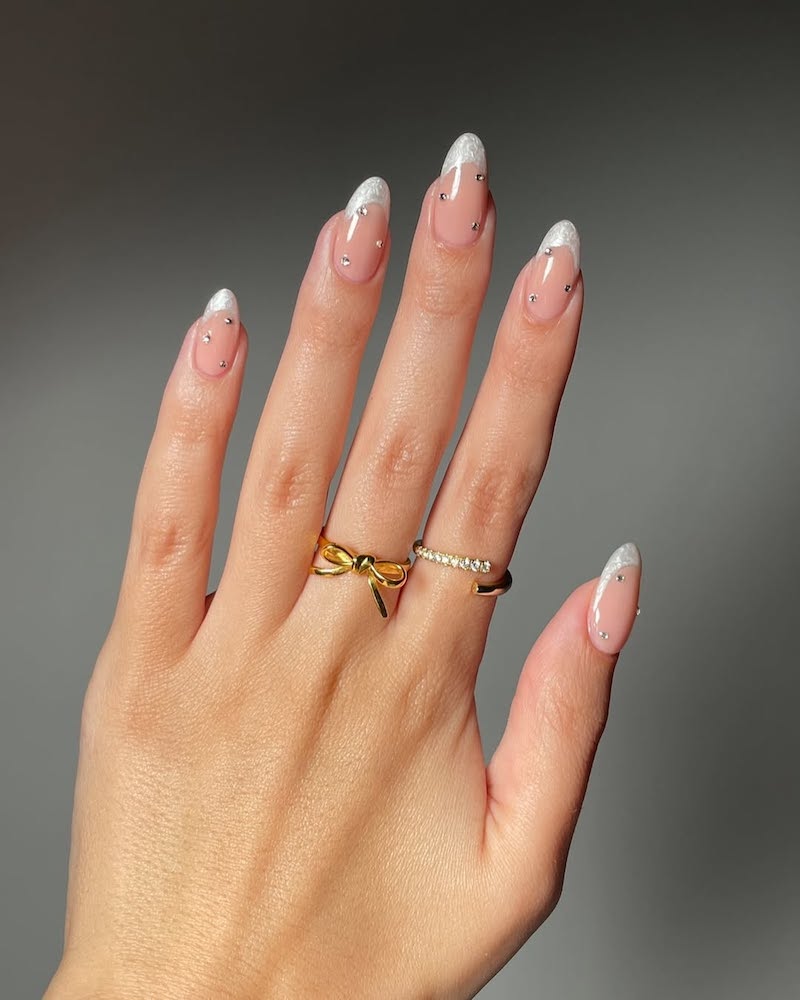 unghie-sposa-2025-strass