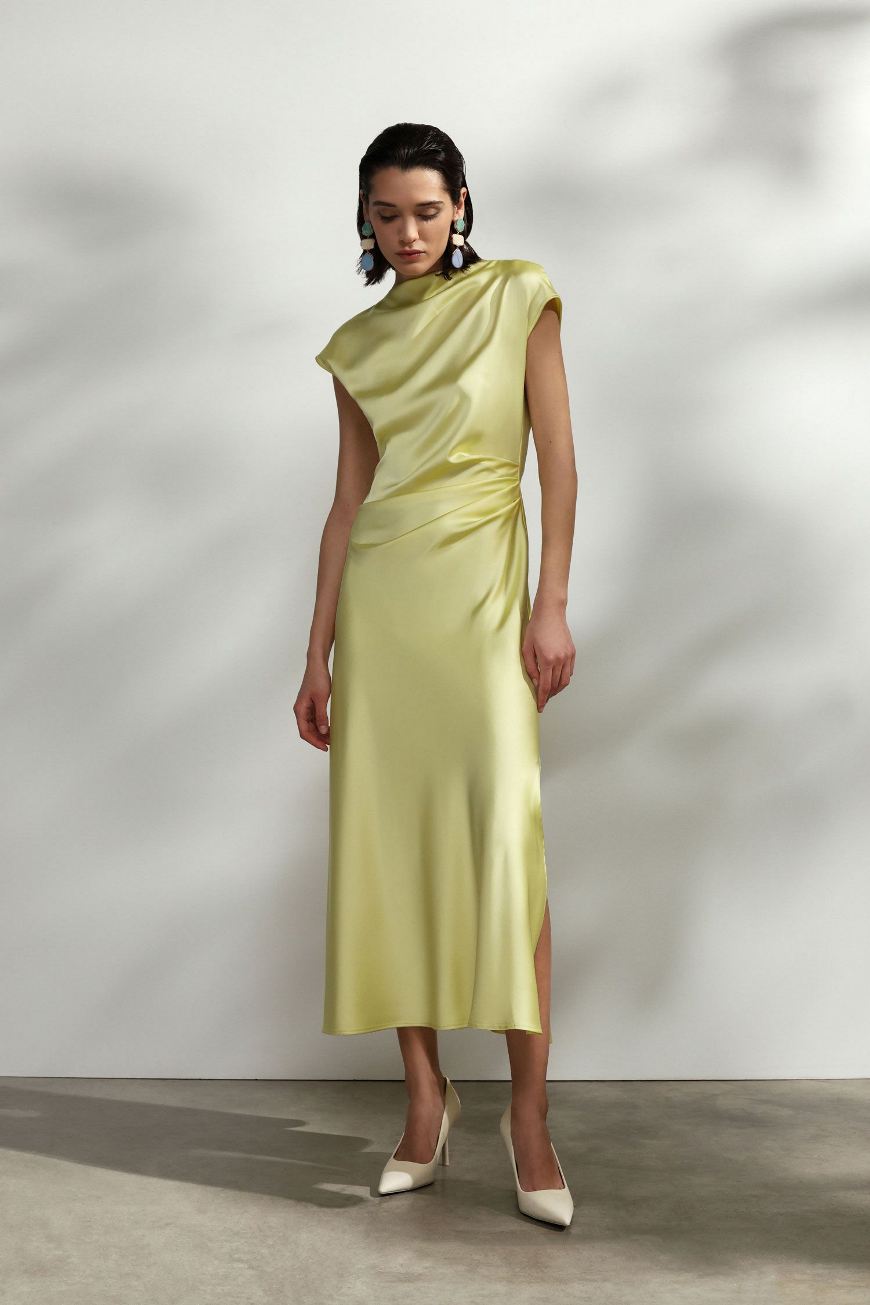 vestiti-cerimonia-economici-2025-giallo