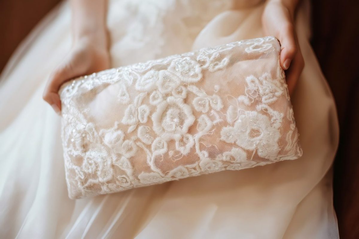 borse-bianche-sposa-copertina