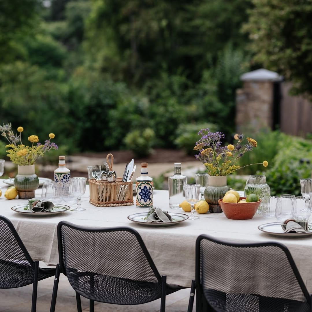 come-apparecchiare-tavola-estate-lino