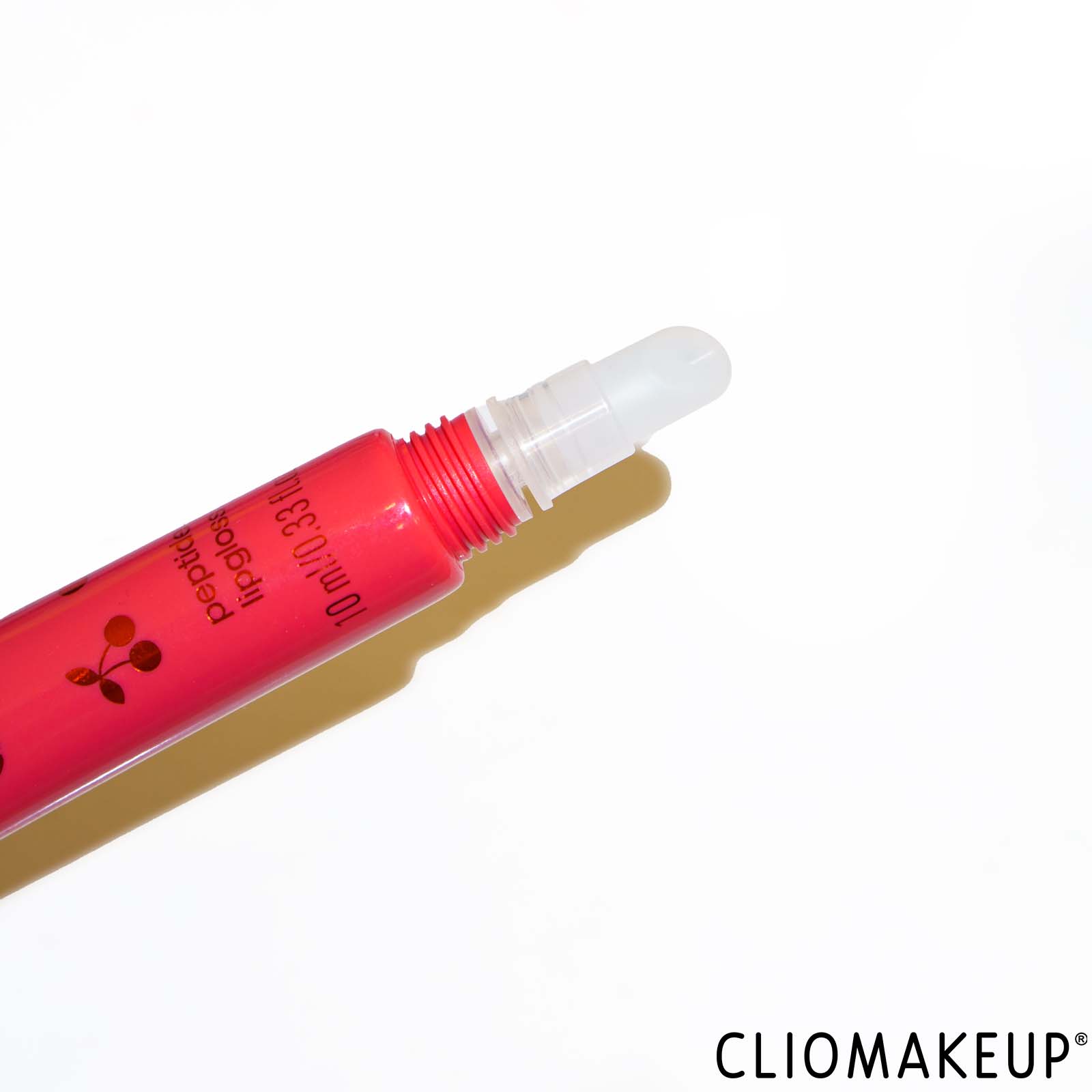 recensione-gloss-essence-so-cherry-happy-peptide-lipgloss-close-up