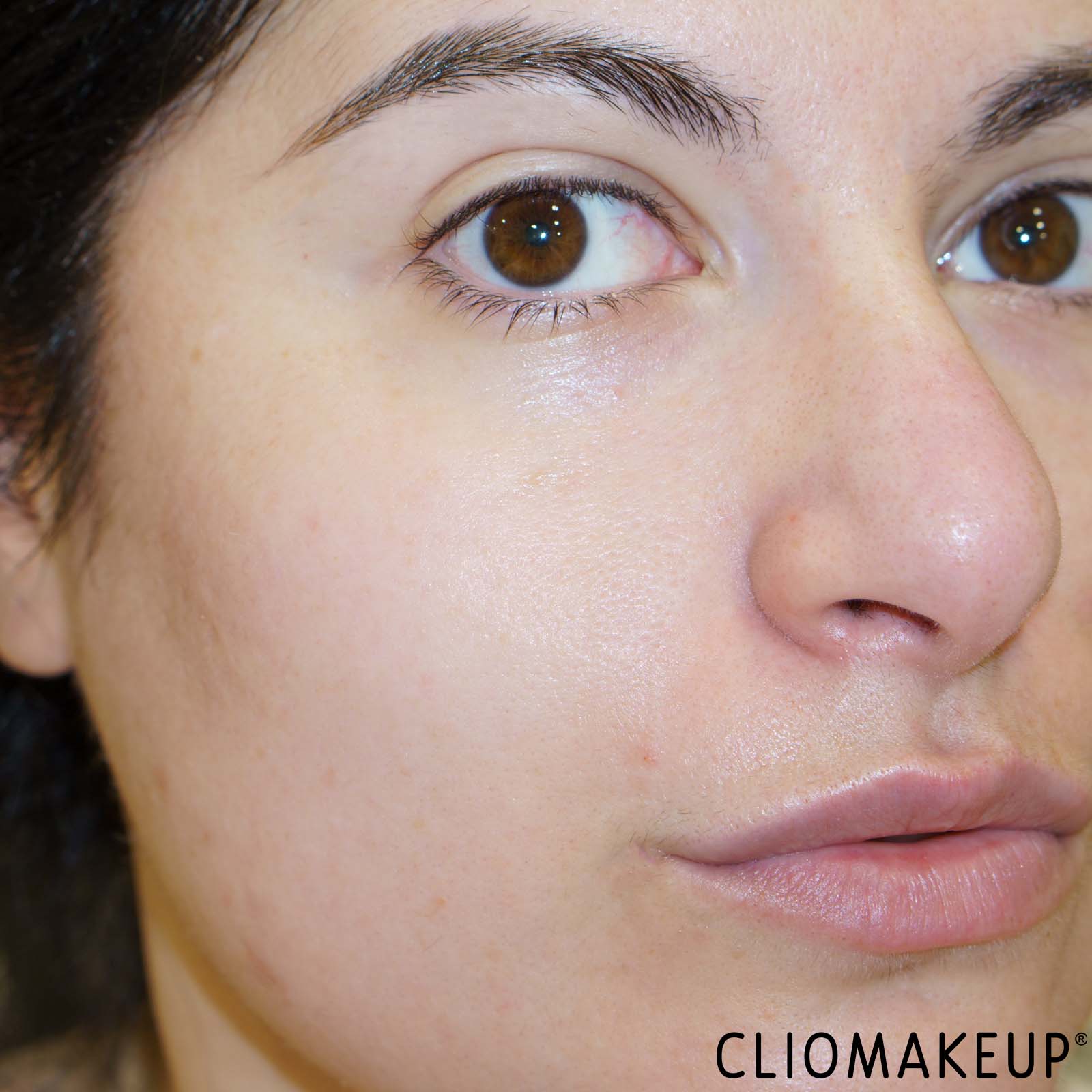 recensione-primer-maybelline-poreless-jelly-blurring-primer-applicazione