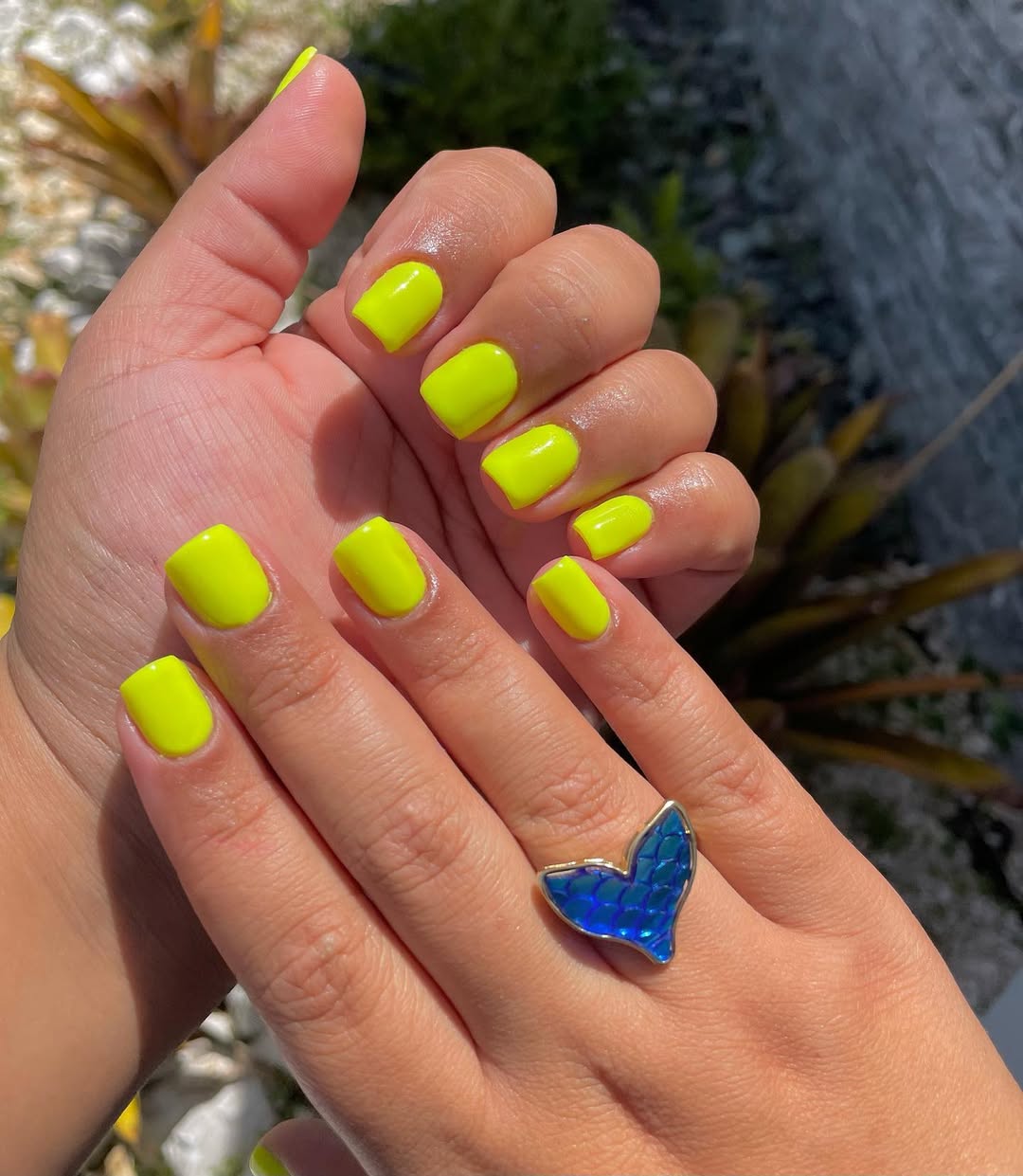 smalto-giallo-fluo-paonailspr