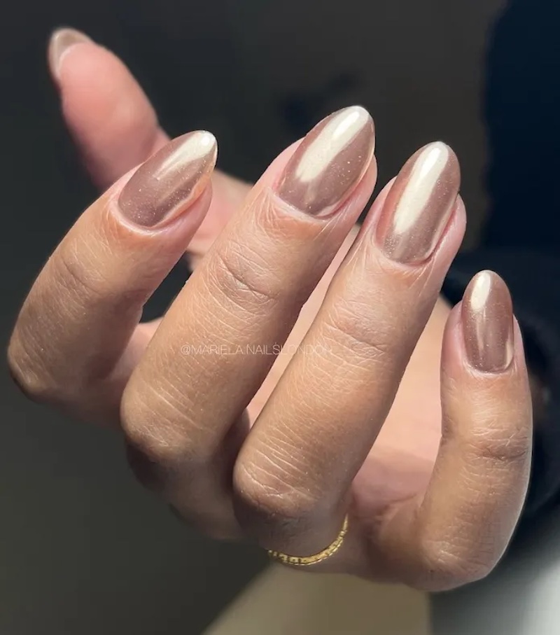 unghie-estate-2025-champagne