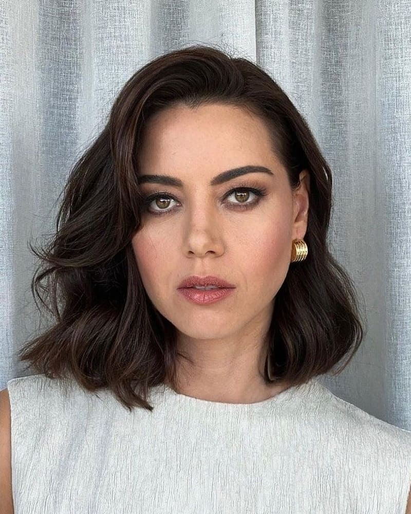 caschetto-con-riga-laterale-viso