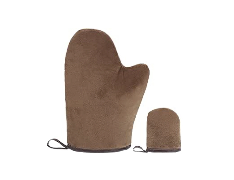 come-usare-garnier-ambre-solaire-mousse-autoabbronzante-natural-bronzer-guanti