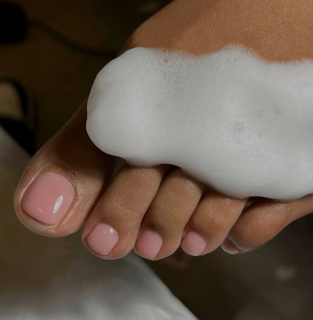 pedicure-estate-2025-rosa