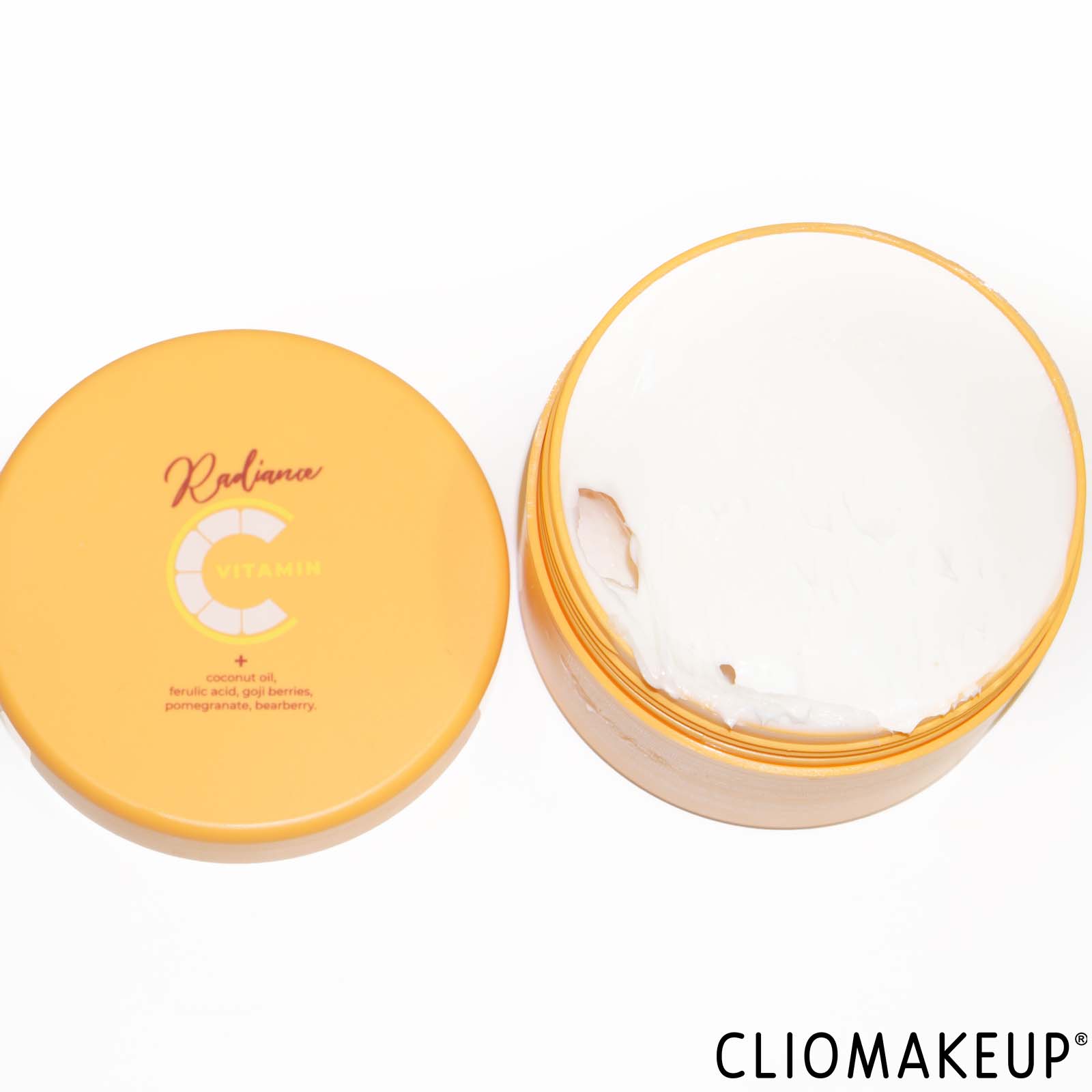 recensione-gyada-radiance-vitamin-c-burro-close-up