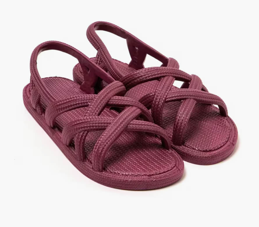 sandali-mare-estate-2025-incrociati