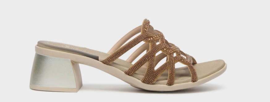 sandali-scholl-estate-2025-chic