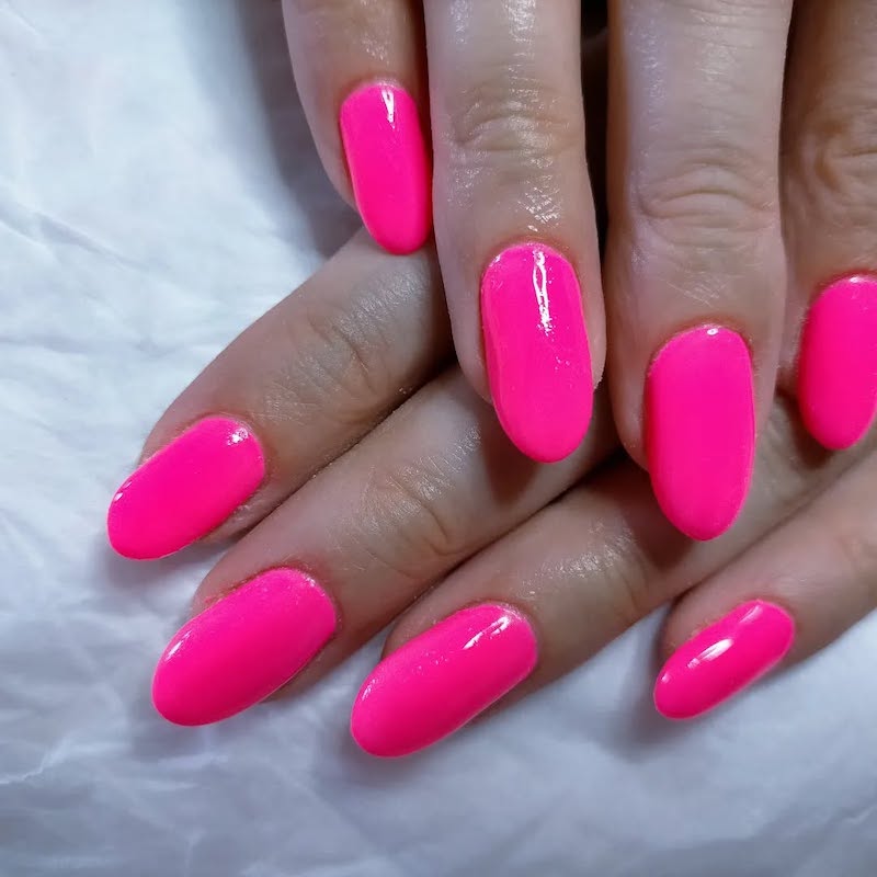 smalto-fucsia-fluo-lucido