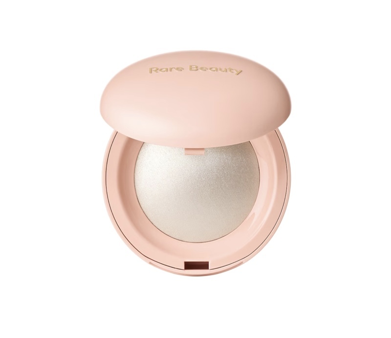 strobing-rare-beauty-positive-light-silky-touch