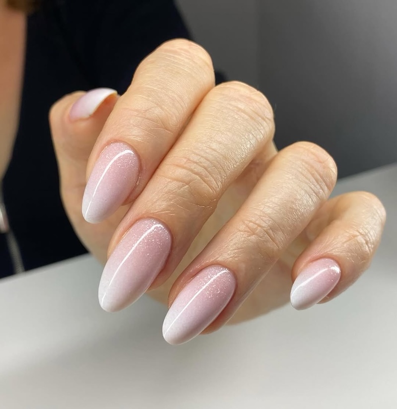 unghie-baby-boomer-glitter-8