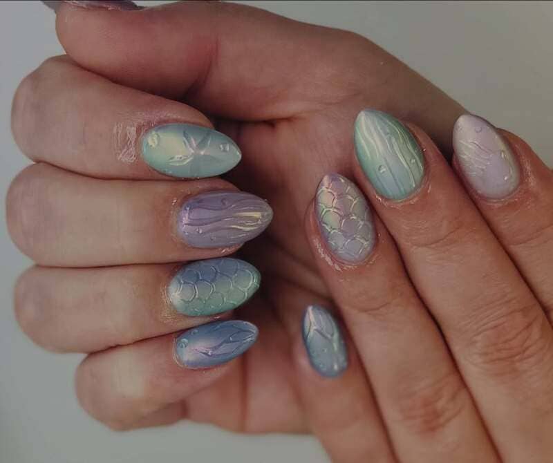 unghie-ispirate-al-mare-sirena