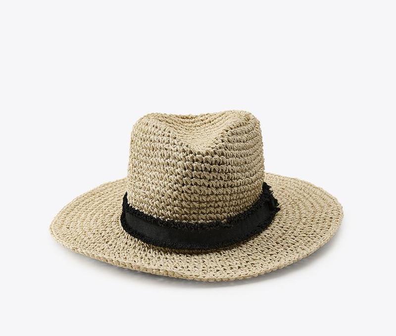 acconciature-cappello-paglia