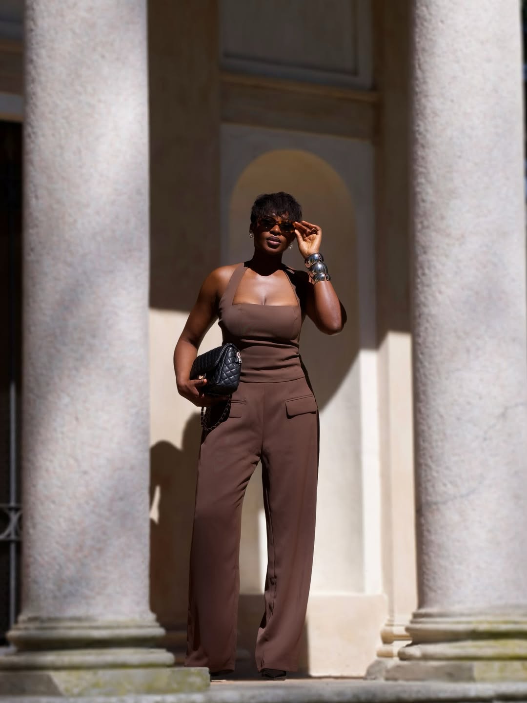 look-monocromatici-estivi-marrone