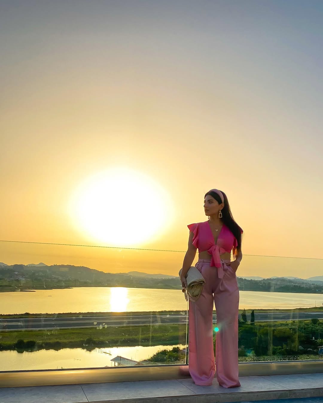 look-monocromatici-estivi-rosa