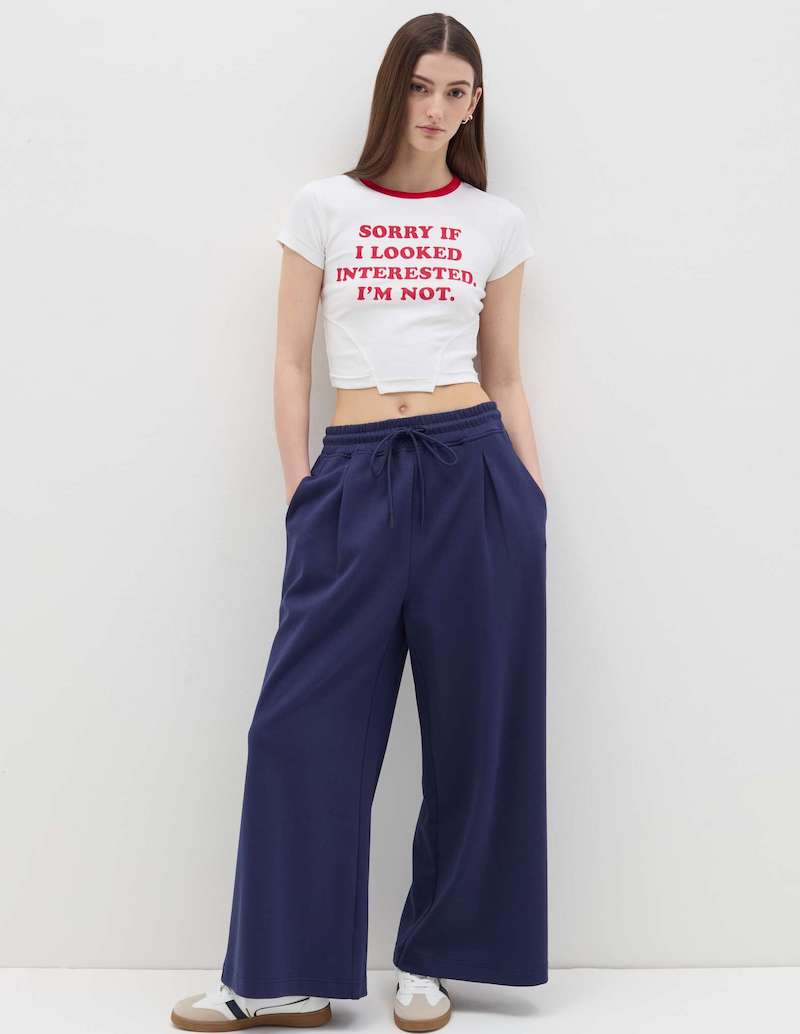 pantaloni-larghi-estate-2025-jogger