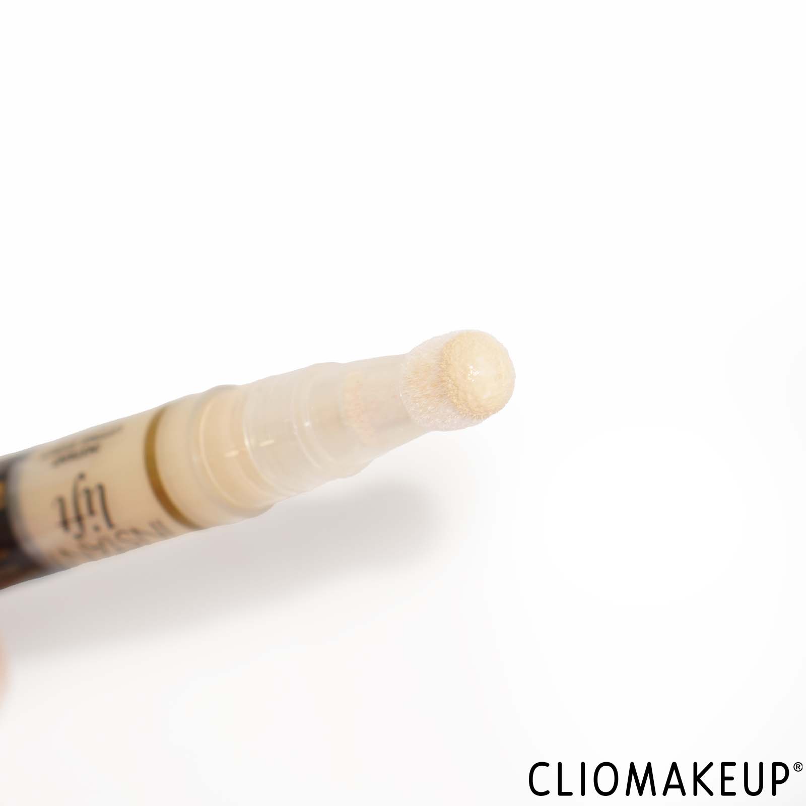 recensione-correttore-deborah-instant-lift-concealer-close-up