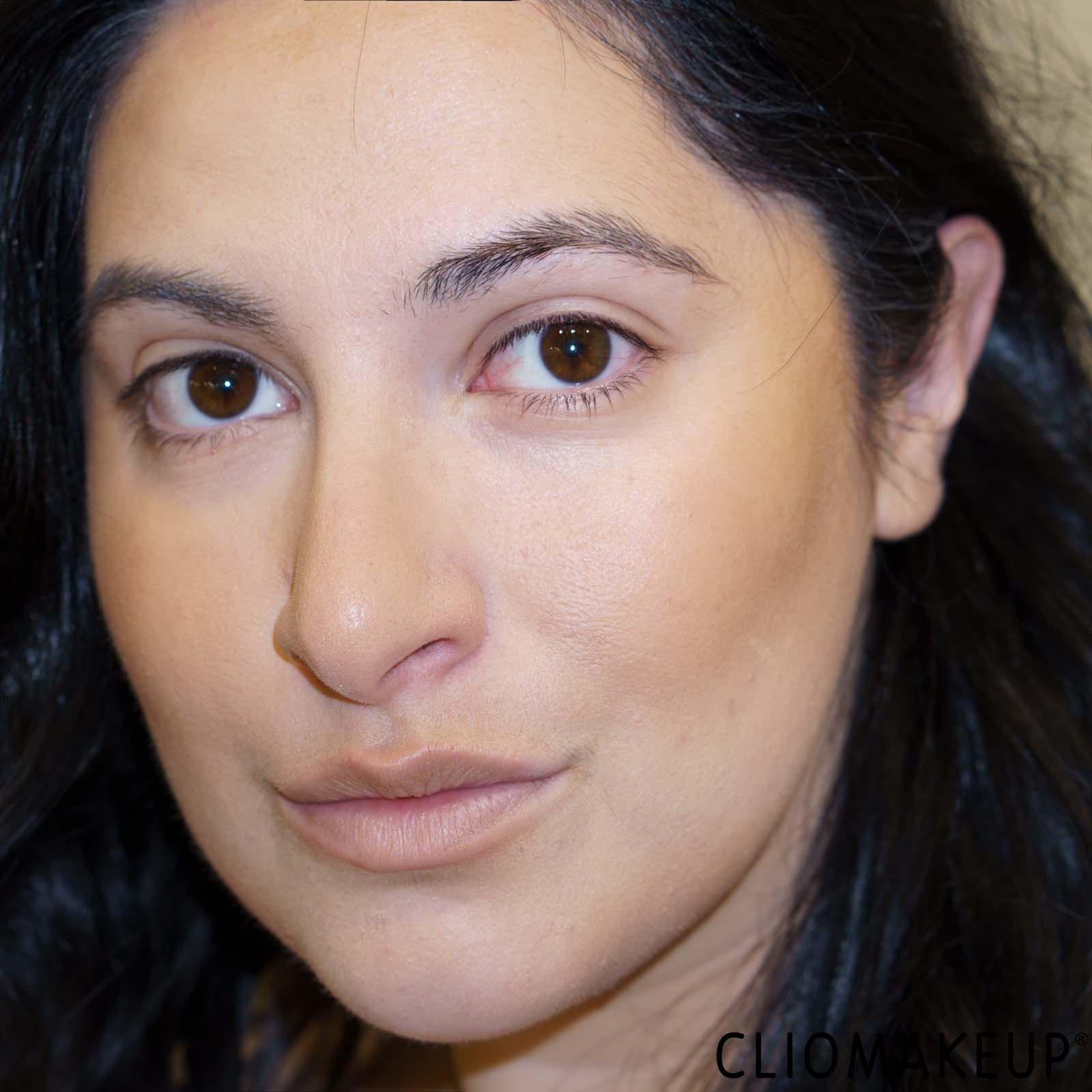 recensione-stick-viso-multiuso-maybelline-lifter-stick-applicazione