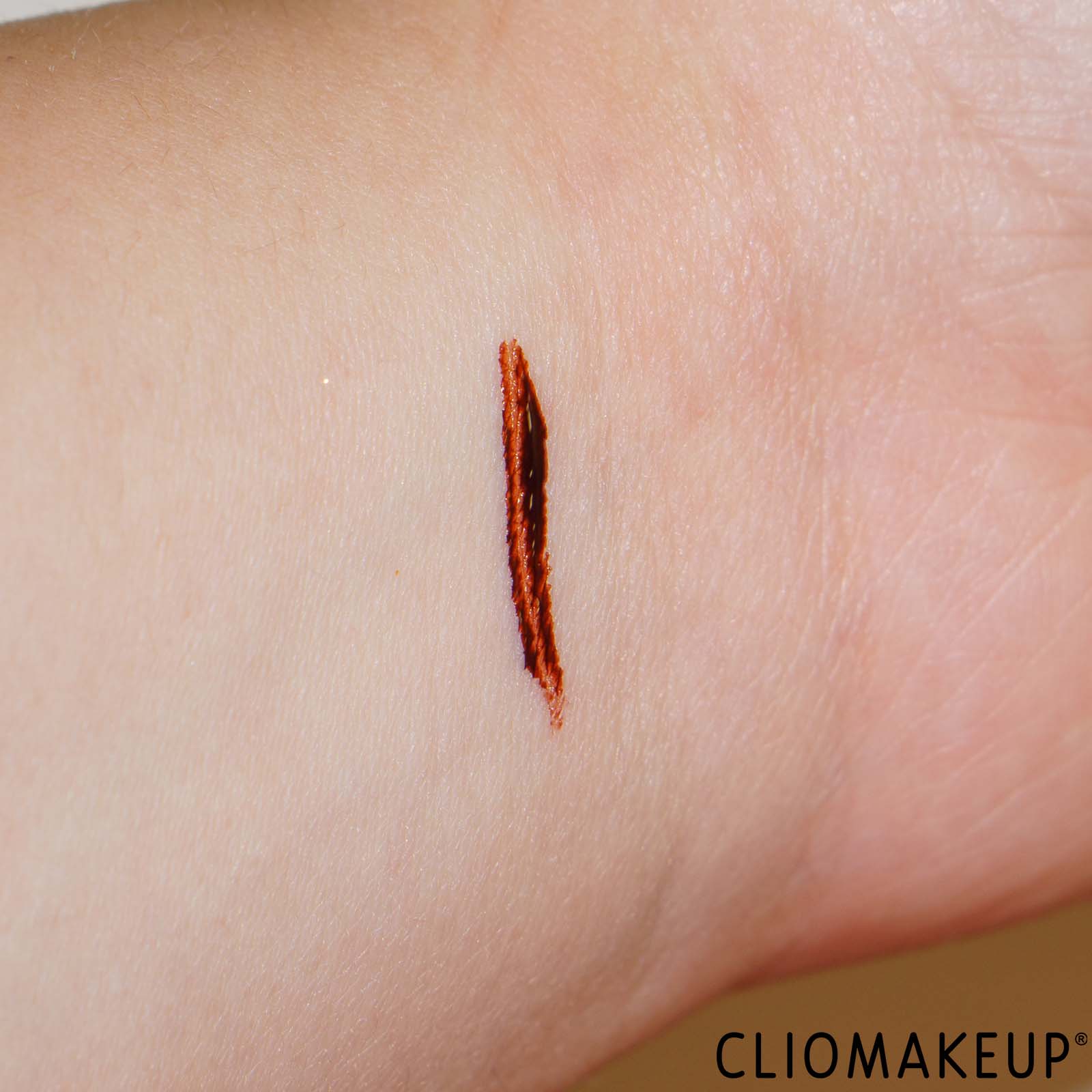 recensione-tinta-labbra-revolution-lip-shift-ink-swatch