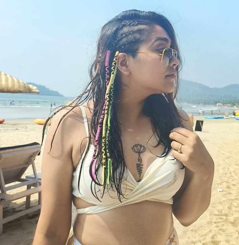 treccine-da-spiaggia-con-fili