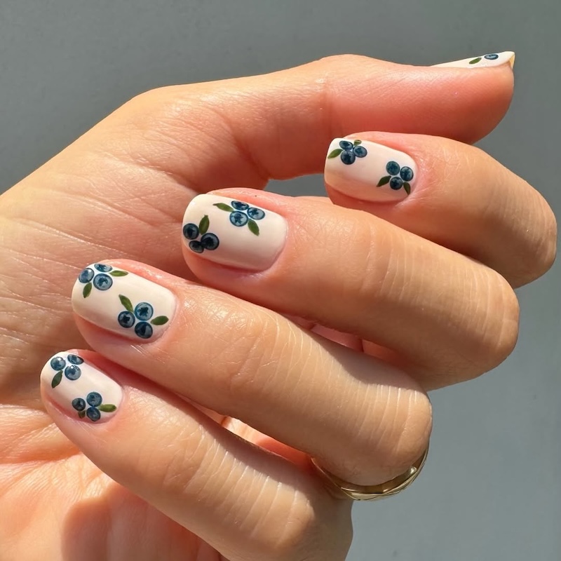 blueberry-nails-4