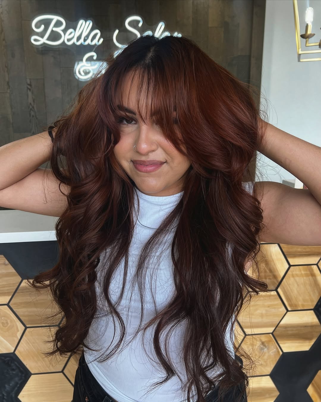 colore-capelli-auburn-red-scuro-3