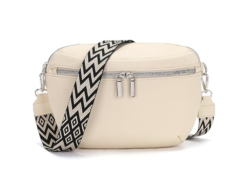 come-indossare-il-marsupio-bianco