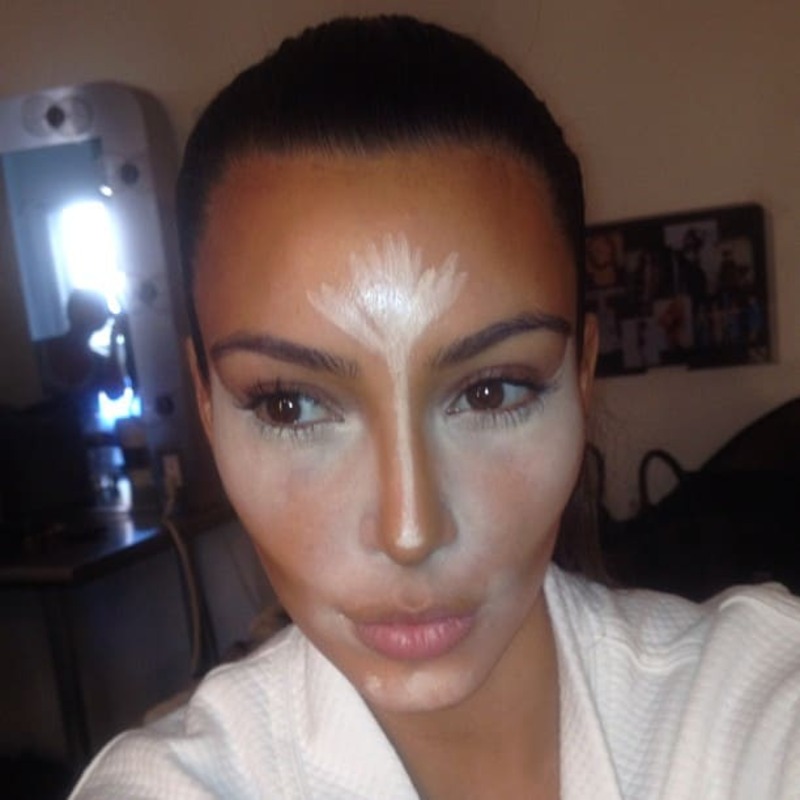 contouring-kim-kardashian