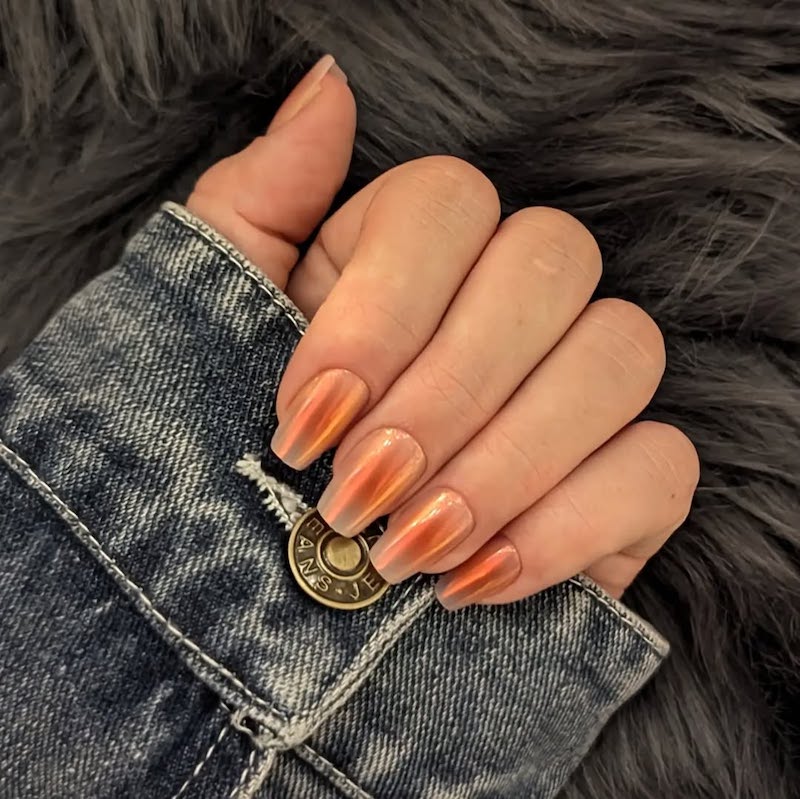 pumpkin-spice-latte-nails-blush
