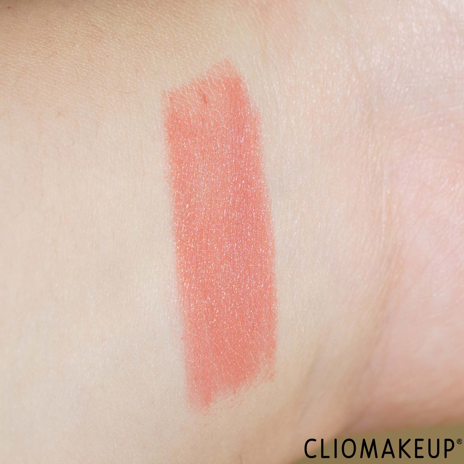 recensione-cliomake-up-bush-stick-essence-swatch